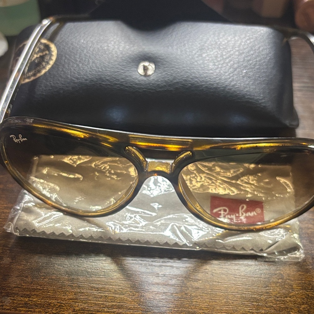 Ray-Ban Amber Sunglasses